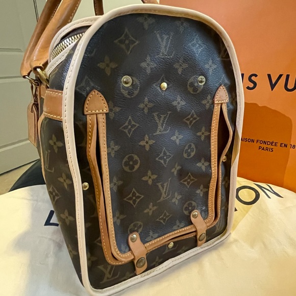 Louis Vuitton Dog Carrier - Picture 2 of 7